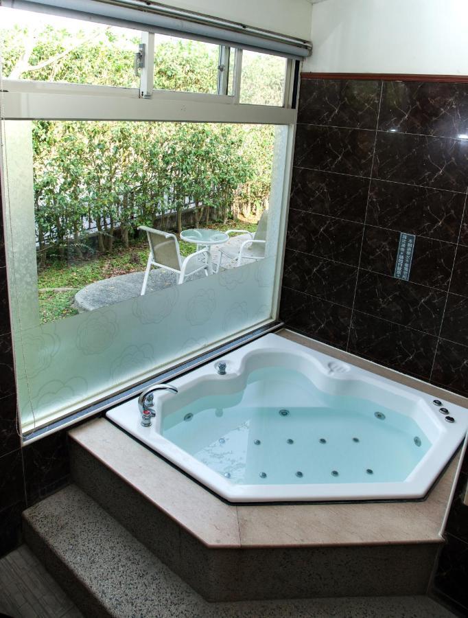 בייהא Guanziling Lin Kuei Yuan Hot Spring Resort מראה חיצוני תמונה